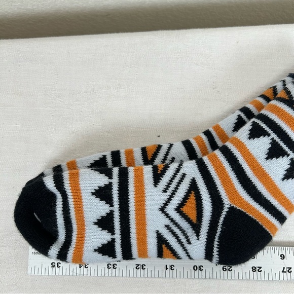 Woolrich Women New knit Slipper socks Fleece lined Boho Aztec Cowgirl NOT WOOL - Picture 6 of 6